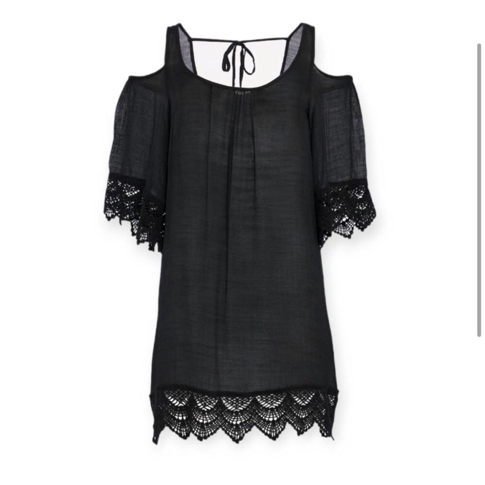 Venus cold shoulder lace trim swim cover up size small